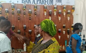 Bar à parfum : Pour sentir bon pendant le salon