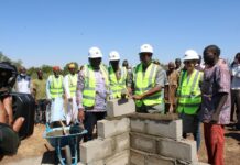 Centre-Est : Pose de la première pierre de la centrale solaire de Ouâda