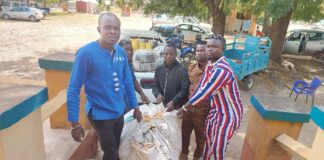 Période de fraicheur: Des citoyens du Centre-Est offrent des blousons au VDP