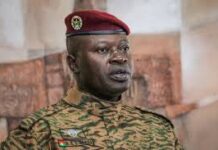 Burkina Faso : Gel des avoirs de 113 personnalités, dont l’ancien président Damiba, pour terrorisme