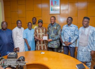 Effort de paix : La diaspora burkinabè du Bénin apporte 5 millions de francs CFA