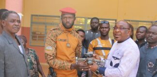 Tenkodogo : Les « Wayiyan » remettent un nouveau drone à l’armée