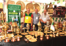 SIAO 2024: les artisans de l’Algérie et du Togo ont aussi pris part à la 17e édition du SIAO en exposant leurs identités culturelles.