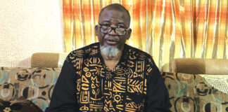 Lutte contre le cancer du sein au Burkina : Issoufou Belem, un « super héros » aux côtés des victimes