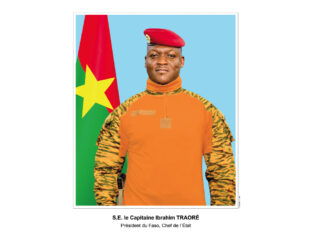 la nouvelle photo officielle de Son Excellence, le capitaine Ibrahim Traoré, président du Faso, chef de l’Etat