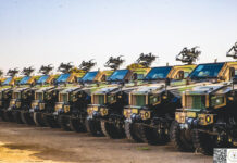 Lutte contre le terrorisme : de nouveaux engins logistiques et de combat remis à l’armée