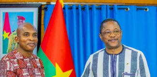 Promotion du sport burkinabè sur la scène internationale : l’ambassadeur Charles KABORE échange avec le ministre en charge des Affaires étrangères Karamoko Jean Marie TRAORE