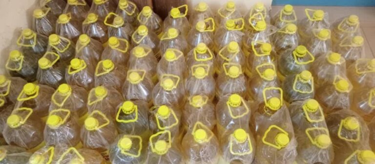 Burkina : la Brigade mobile de contrôle et de répression des fraudes saisie 96 cartons d’huile alimentaire non autorisée au Sahel