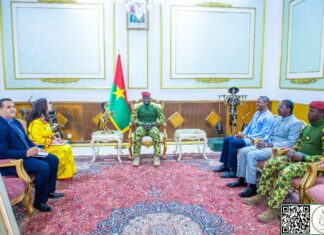 Coopération : l’ambassadeur de l’Algérie en fin de mission fait le point de la coopération au Chef de l’Etat