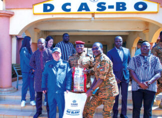 Soutien aux familles vulnérables: le conseiller spécial du président du Faso, Li Yubao, solidaire des veuves et orphelins des militaires tombés