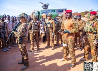 Détachement de Barsalogho : le Président du Faso félicite les combattants
