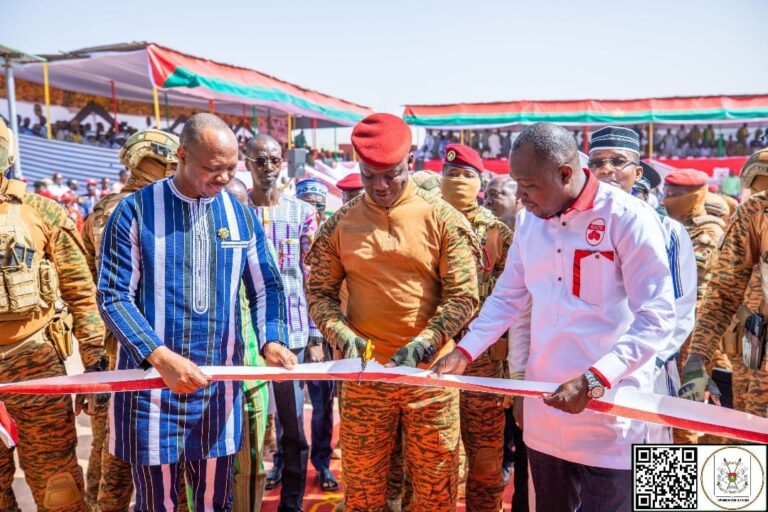 Inauguration de l’usine de transformation de tomate fraîche :  La tomate du barrage de Dourou est désormais transformée à Yako