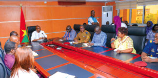 Prise de contact avec les responsables de structures de la Primature: le Premier ministre exhorte à l’engagement et à l’exemplarité