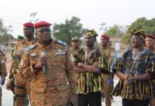 Le ministre de la Défense à ses hommes : « L’ennemi est faible. Donnons-lui un coup de grâce! »