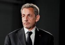 Justice : l’ancien président Français, Sarkozy accusé de corruption, dénonce un complot