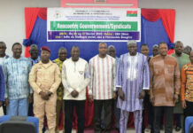 Dialogue social : le gouvernement et les syndicats renouent le fil des négociations