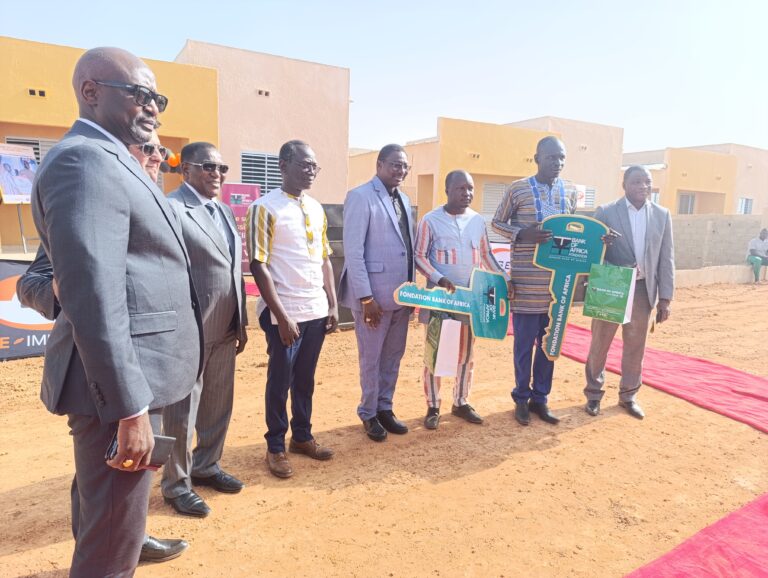 Promotion de l’excellence: Des villas F3 pour les supers enseignants de l’année 2023- 2024