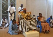 FESPACO 2025 : Des festivaliers participent à la cérémonie du Faux Départ du Moogho Naaba