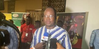 𝐅𝐄𝐒𝐏𝐀𝐂𝐎 𝟐𝟎𝟐𝟓 : 𝐋𝐚 𝐩𝐥𝐚𝐟𝐨𝐫𝐦𝐞 𝐝𝐞 𝐝𝐢𝐠𝐢𝐭𝐚𝐥𝐢𝐬𝐚𝐭𝐢𝐬𝐚𝐭𝐢𝐨𝐧 𝐝𝐞𝐬 𝐛𝐚𝐝𝐠𝐞𝐬 𝐞𝐭 𝐭𝐢𝐜𝐤𝐞𝐭𝐬 𝐝𝐞́𝐯𝐨𝐢𝐥𝐞́𝐞