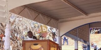 Jubilé des 125 ans de Eglise Catholique au Burkina : le secrétaire d’État du Vatican, le Cardinal Pietro Parolin et des fidèles catholiques ont célébré l’eucharistie à Yagma