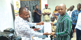 Opération d’imposition fiscale: le président de l’ALT, Ousmane Bougouma, donne l’exemple