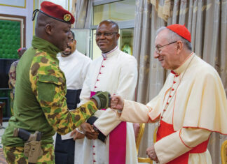 Reconquête du territoire national: le président du Faso reçoit les bénédictions du Saint-Siège