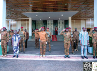 Cérémonie de montée des couleurs : le drapeau de la Confédération AES flotte désormais au palais présidentiel de Koulouba