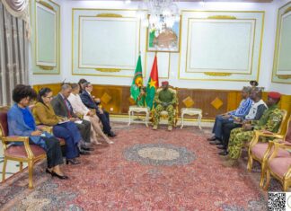 Coopération : le ministre des Affaires étrangères de Cuba chez le Président du Faso