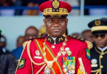 Presidentielle au Gabon : Brice Oligui Nguema, candidat