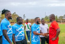 Un match amical à la Présidence du Faso pour manifester le soutien ferme des anciennes gloires du football africain au peuple burkinabè