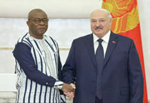 Coopération Burkina Faso–Biélorussie: L’ambassadeur Aristide Tapsoba présente ses lettres de créance au Président Alexandre Loukachenko