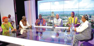 Le Premier ministre aux agents des médias publics : « Vous êtes du bon côté de l’histoire »