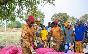 Journée internationale de la Femme 2025 : visite surprise du Chef de l’État aux productrices de légumes à Zongo
