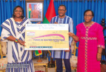 Effort de paix : 10 millions F CFA mobilisés par l’ambassade du Burkina à Bamako
