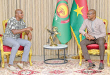 Promotion du sport : l’ambassadeur Charles Kaboré chez le Premier ministre