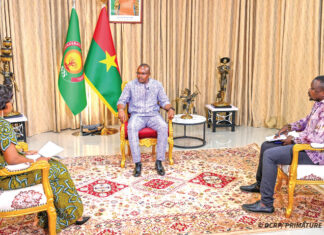 Entretien avec le Premier ministre : le Premier ministre, Rimtalba Jean Emmanuel Ouédraogo « Aujourd’hui, le peuple burkinabè assume sa révolte »