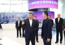 Xi Jinping inspecte le secteur de l’IA à Shanghai et appelle à son développement