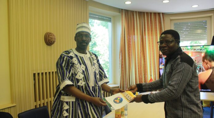 2e édition de la Nuit des talents de la diaspora burkinabè : Le comité d’organisation échange avec l’ambassadeur du Burkina en Allemagne, Toro Justin Ouoro
