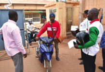 Port du casque: la direction générale des Editions Sidwaya sensibilise son personnel