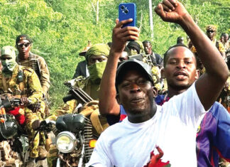 Reconquête du territoire national : une foule en liesse accueille les Forces combattantes à Bobo-Dioulasso