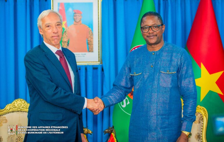 Coopération multilatérale: Le chef de la diplomatie burkinabè échange avec  le Représentant spécial  de l’UE pour le Sahel