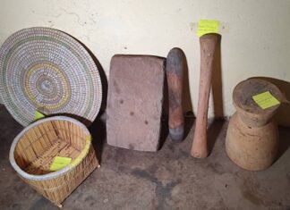 Mois du patrimoine culturel: La collection de Elisabeth Open émerveille les autorités