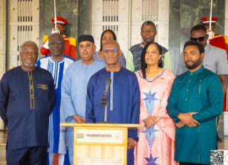 Le porte-parole de la délégation, le Pr Mamadou KOULIBALY, a réaffirmé la disponibilité des panafricanistes à lutter aux côtés du Président du Faso …