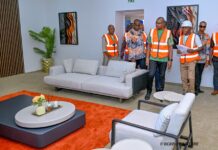 𝐑𝐞́𝐧𝐨𝐯𝐚𝐭𝐢𝐨𝐧 𝐝𝐮 𝐒𝐭𝐚𝐝𝐞 𝐝𝐮 𝟒-𝐀𝐨𝐮̂𝐭 : 𝐥𝐞 𝐏𝐫𝐞𝐦𝐢𝐞𝐫 𝐦𝐢𝐧𝐢𝐬𝐭𝐫𝐞 𝐬’𝐞𝐧𝐪𝐮𝐢𝐞𝐫𝐭 𝐝𝐞𝐬 𝐭𝐫𝐚𝐯𝐚𝐮𝐱 𝐝𝐞 𝐟𝐢𝐧𝐢𝐭𝐢𝐨𝐧