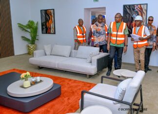 𝐑𝐞́𝐧𝐨𝐯𝐚𝐭𝐢𝐨𝐧 𝐝𝐮 𝐒𝐭𝐚𝐝𝐞 𝐝𝐮 𝟒-𝐀𝐨𝐮̂𝐭 : 𝐥𝐞 𝐏𝐫𝐞𝐦𝐢𝐞𝐫 𝐦𝐢𝐧𝐢𝐬𝐭𝐫𝐞 𝐬’𝐞𝐧𝐪𝐮𝐢𝐞𝐫𝐭 𝐝𝐞𝐬 𝐭𝐫𝐚𝐯𝐚𝐮𝐱 𝐝𝐞 𝐟𝐢𝐧𝐢𝐭𝐢𝐨𝐧