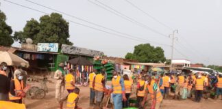 Travaux d’intérêt général à Bobo-Dioulasso : des usagers de la route à la tâche pour incivisme