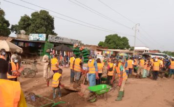 Travaux d’intérêt général à Bobo-Dioulasso : des usagers de la route à la tâche pour incivisme