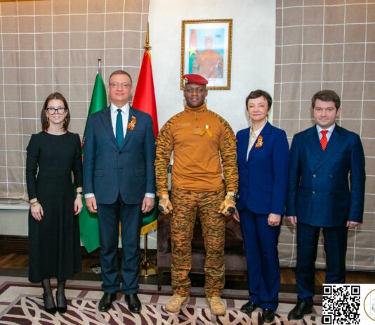 Séjour officiel du Président du Faso à Moscou : une délégation du parlement russe reçue par le Capitaine Ibrahim TRAORÉ