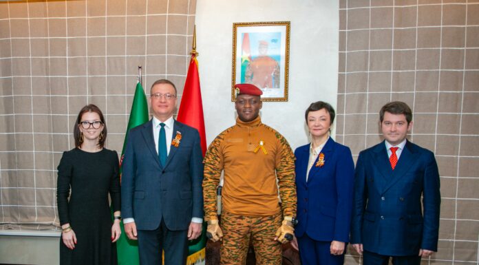 Séjour officiel du Président du Faso à Moscou : une délégation du parlement russe reçue par le Capitaine Ibrahim TRAORÉ