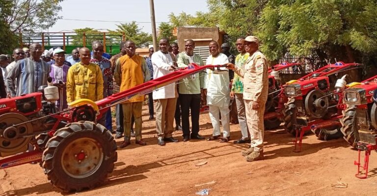 Foire aux semences de variétés améliorées de plante : La recherche, facteur de promotion de l’entrepreneuriat agricole